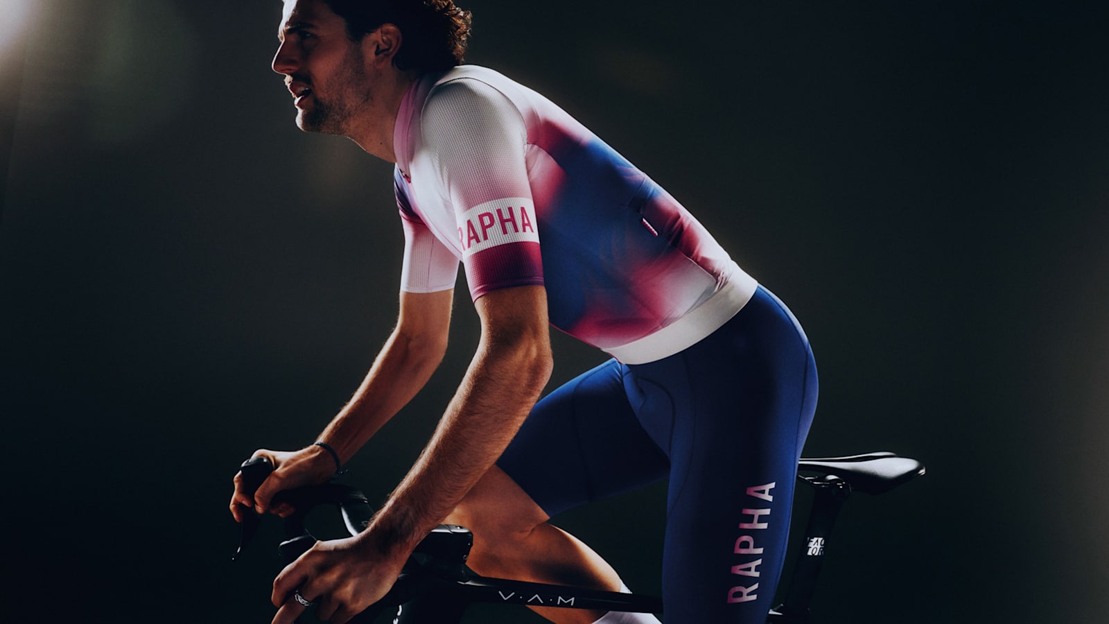 THE RAPHA GUIDE TO BIB SHORTS THE RAPHA GUIDE TO BIB SHORTS
